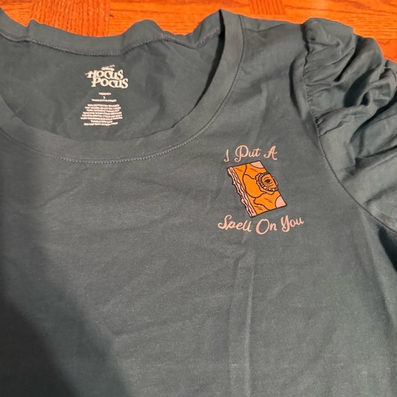 NEW Torrid Hocus Pocus Foxy Puff Ruched Sleeve Slim Fit Top Sz 1X Halloween Chic - Picture 5 of 12